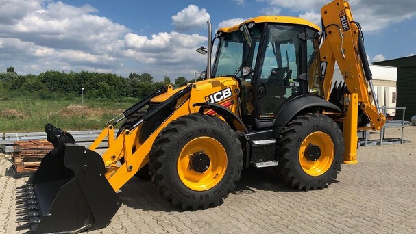 Доставка экскаватора-погрузчика JCB 4CX